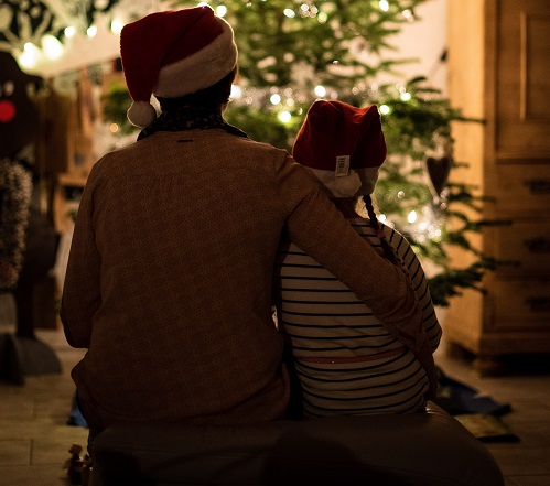 Here's How You Can Celebrate Christmas As A New Mum - christmas night